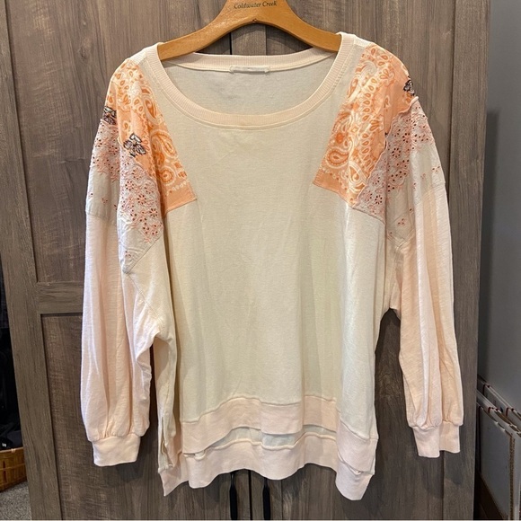We The Free People Small Feelin It Top Alabaster Combo Oversized Shirt - Picture 2 of 11
